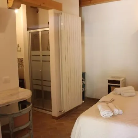 The Levante Bed and Breakfast *