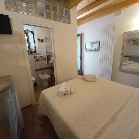 The Levante Bed and Breakfast Sirolo